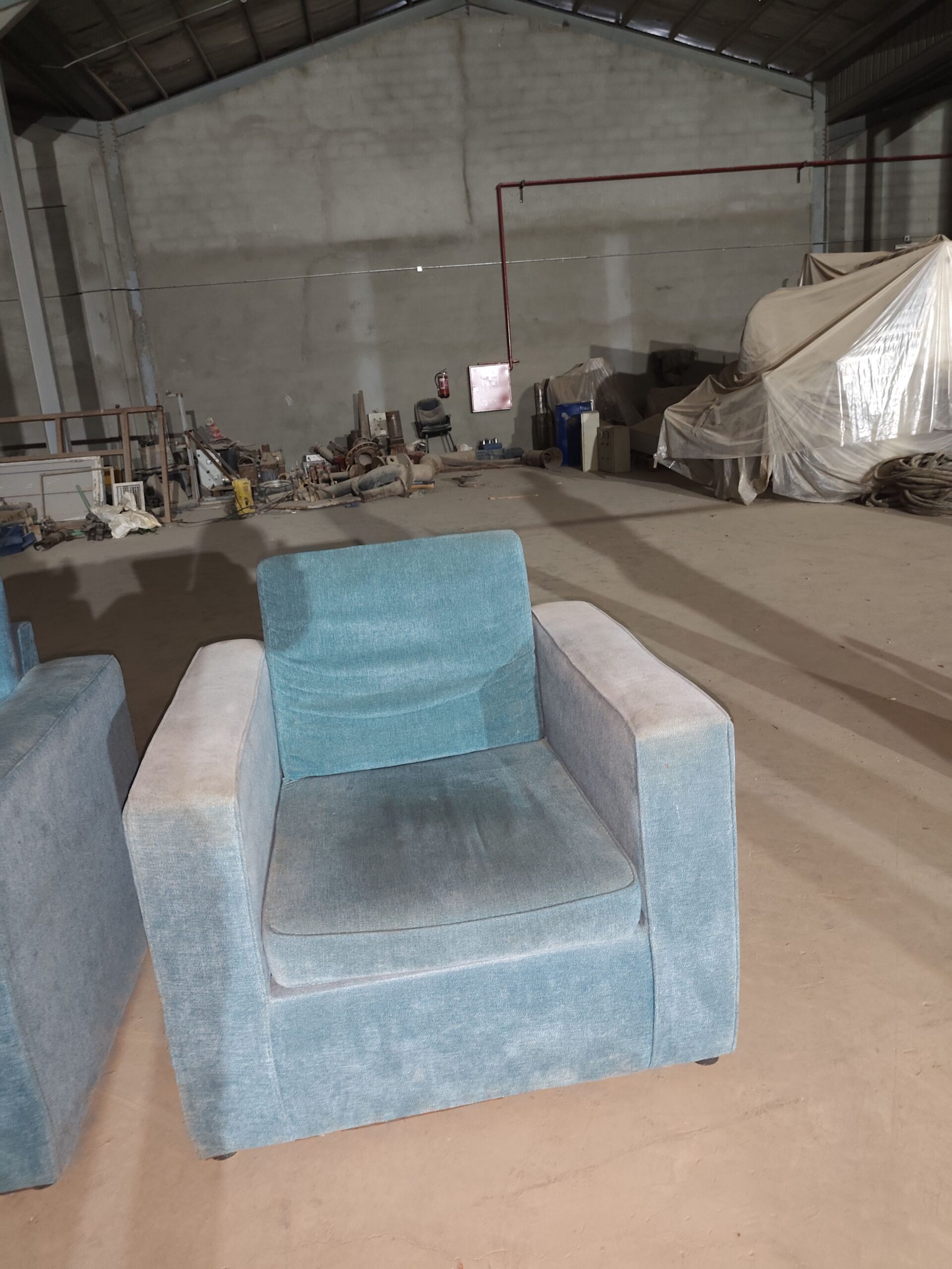 الخرج صناعية الرفايع