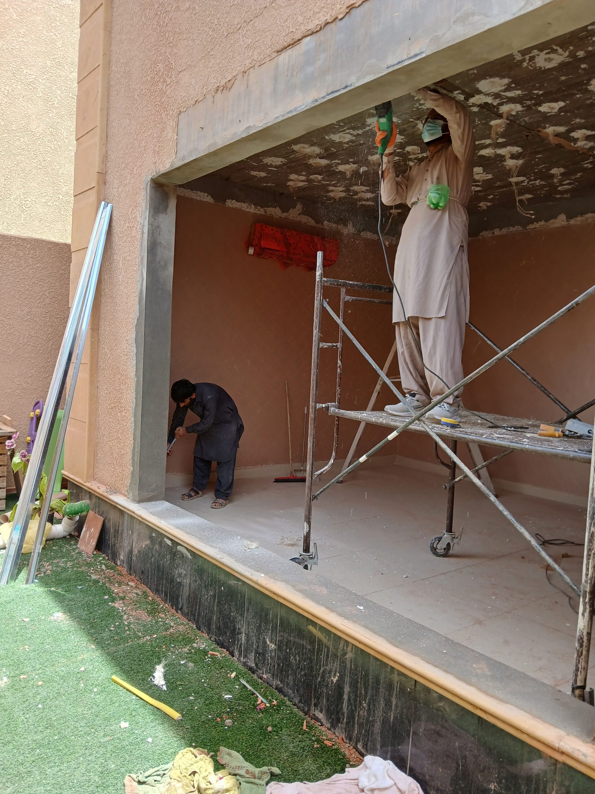 معلم بناء ولياسه بناء 👷‍♀️ احوض زرعه بناء بندور وق