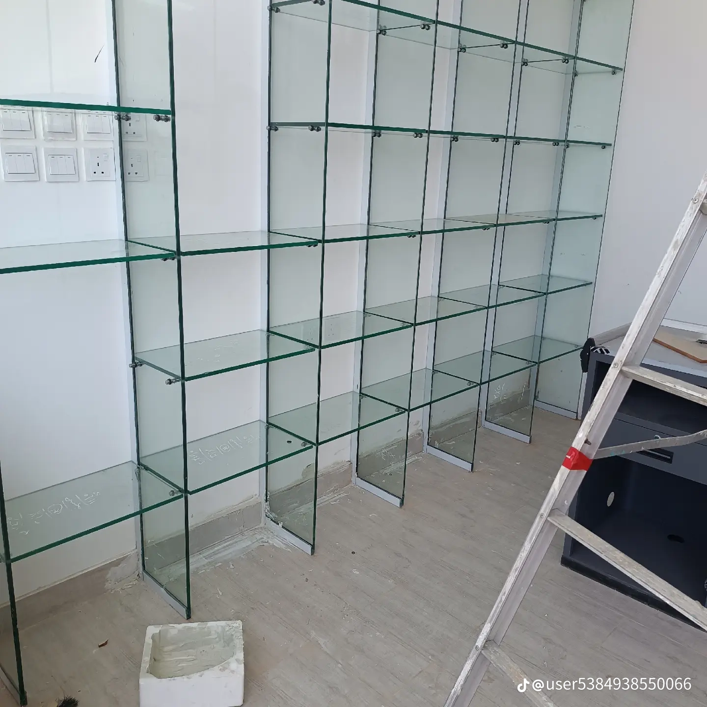 زجاج سكريت بيش هروب صبياء