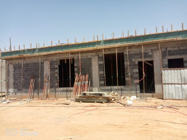 مقاول بناء