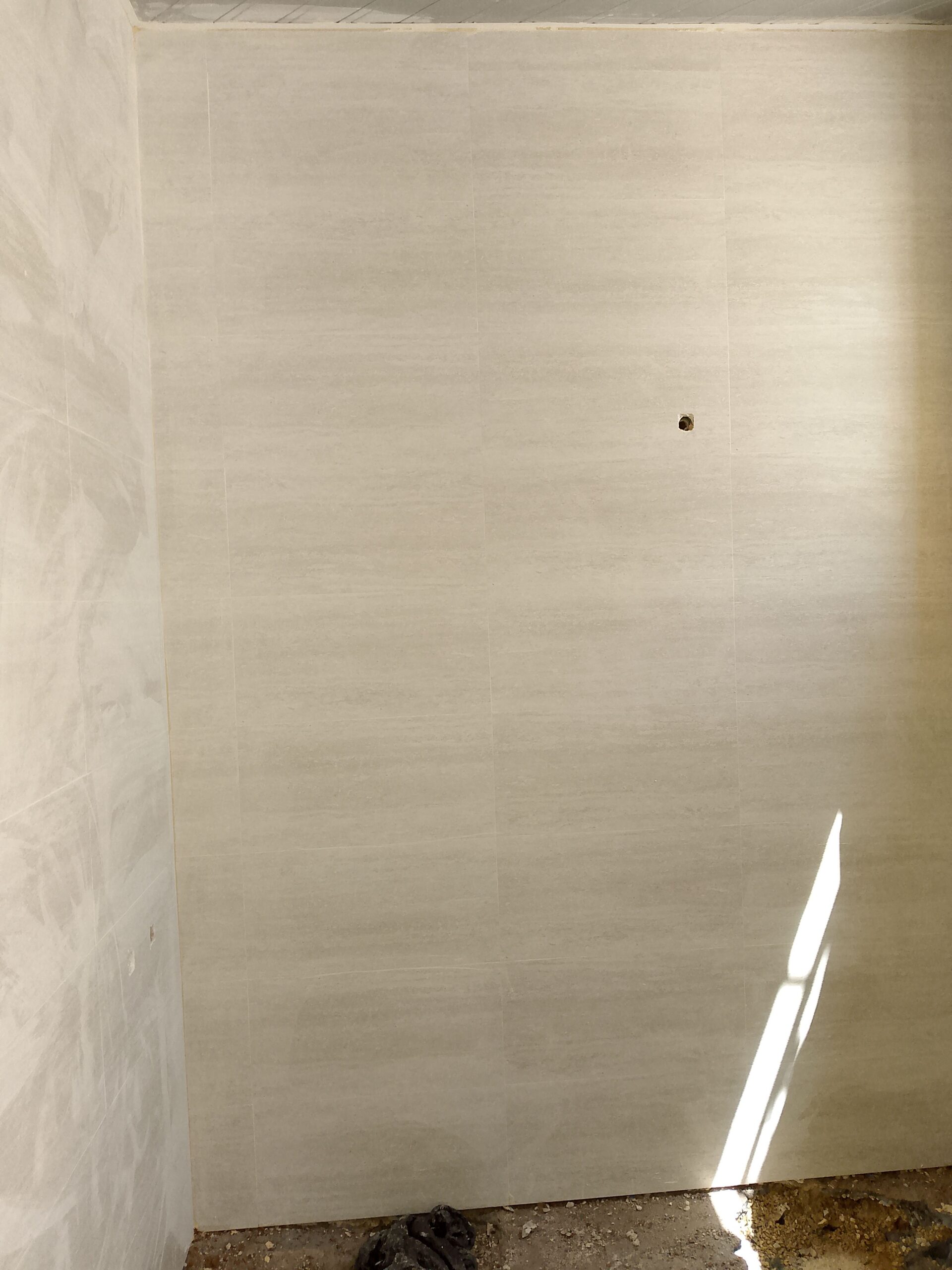 معلم بلاط السيرميك البرسلان روخام بناء تليس داخل ا