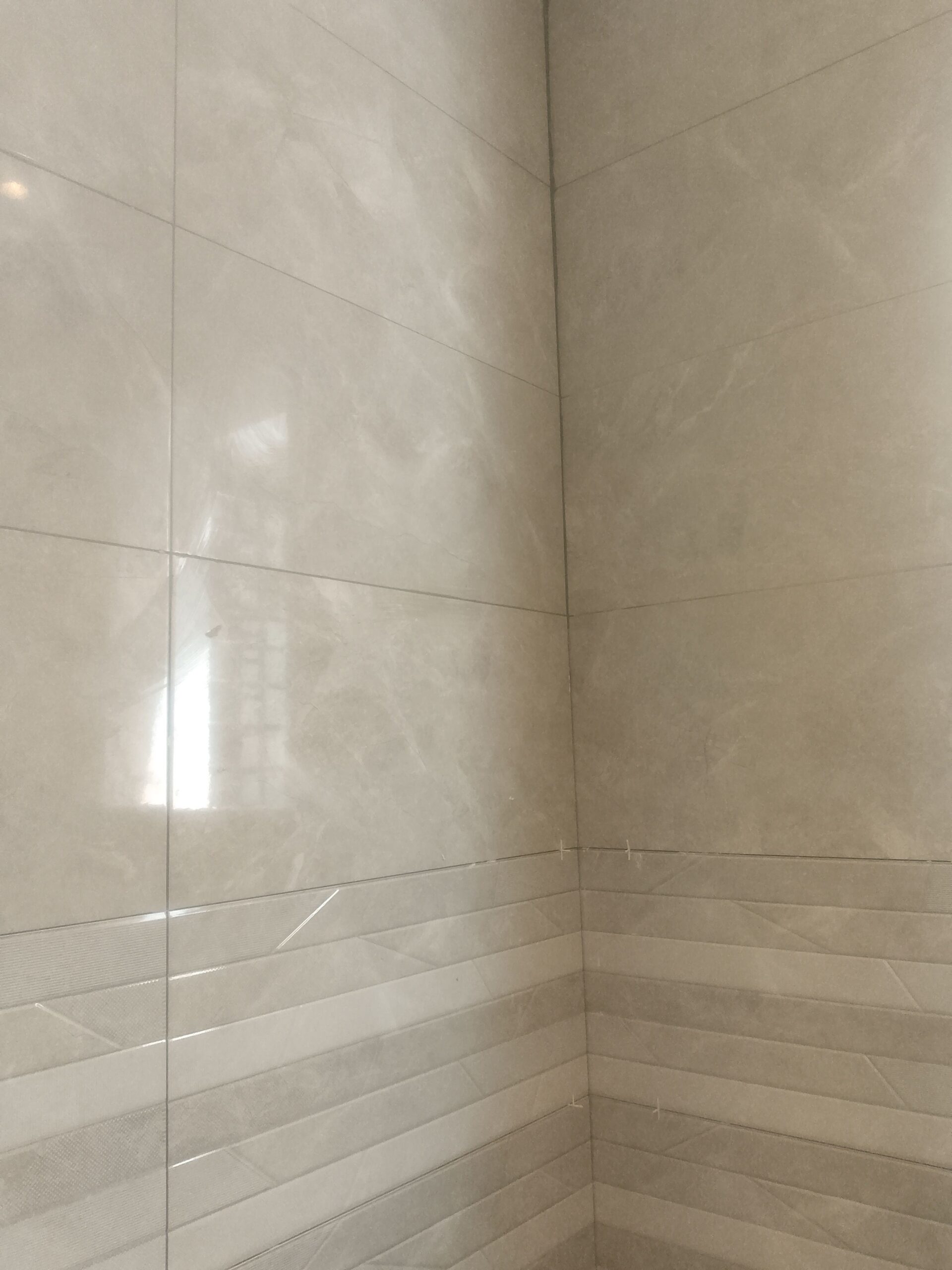 معلم بلاط السيرميك البرسلان روخام داخل الرياض باسع