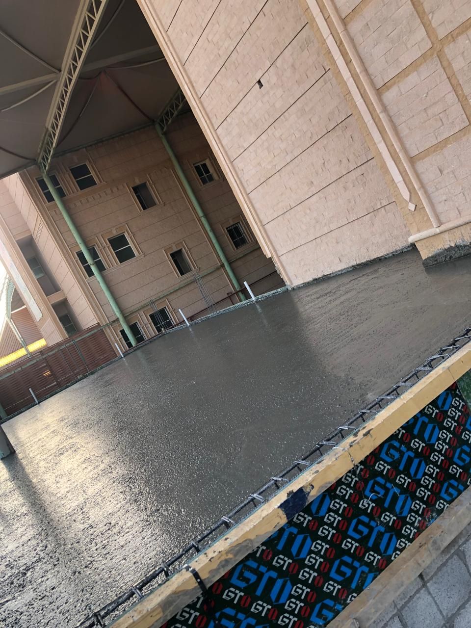 مقاول مباني عامة عظم اسود وعلى المفتاح داخل الرياض