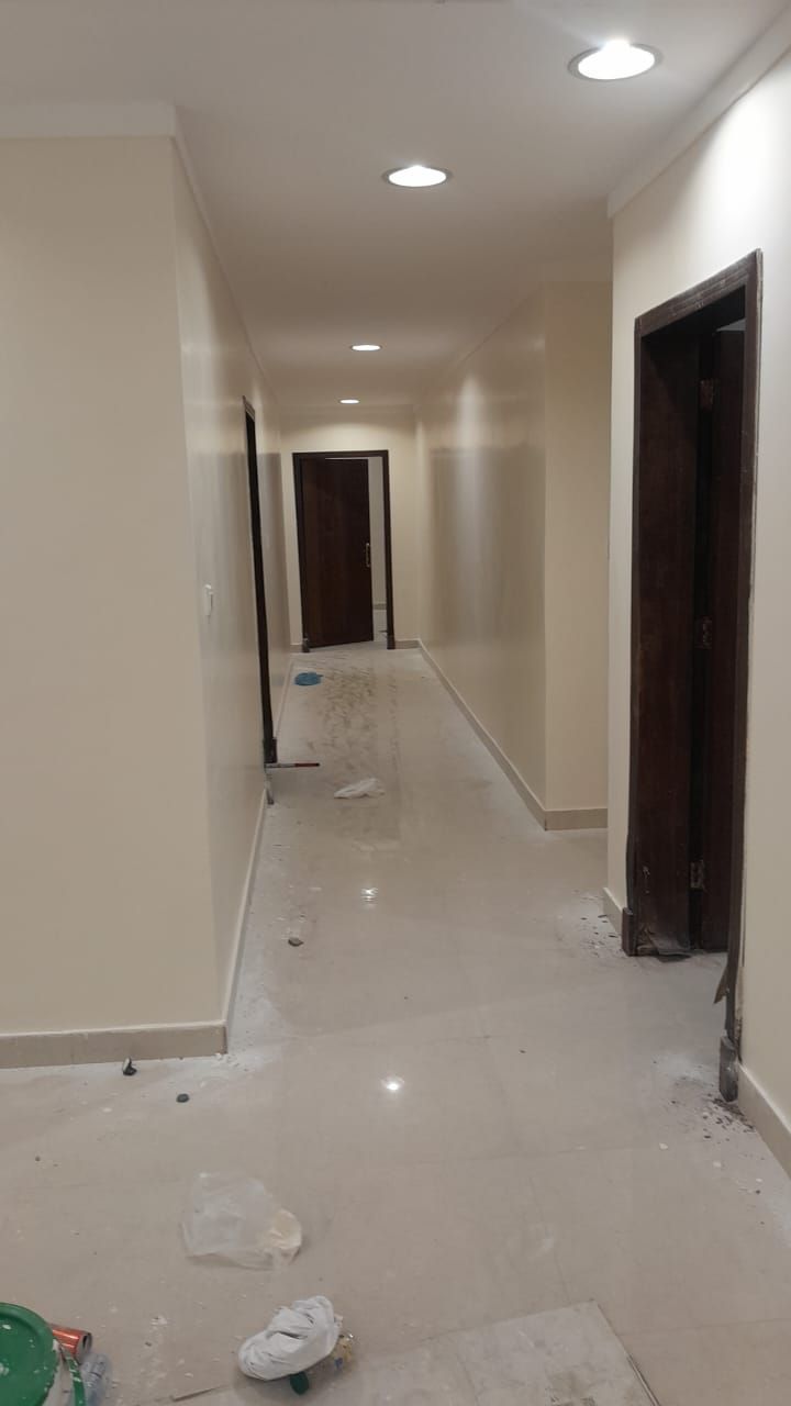 معلم بويات صباغ الشرقيه اسعاره حلوه دهان وعوازل لل