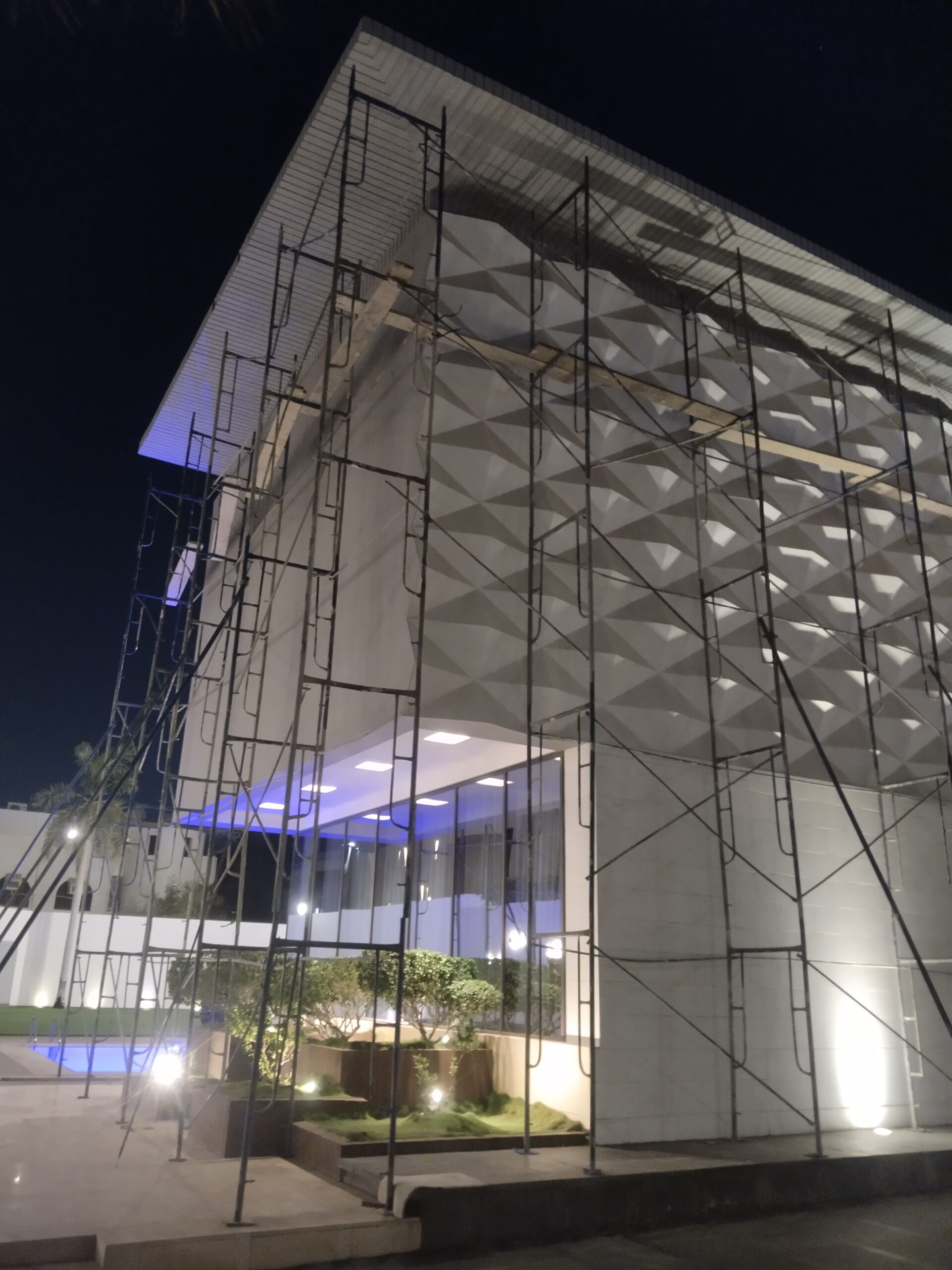 سقالات ايجار وتركيب وفك لجميع انحاء جده بسعار مناس