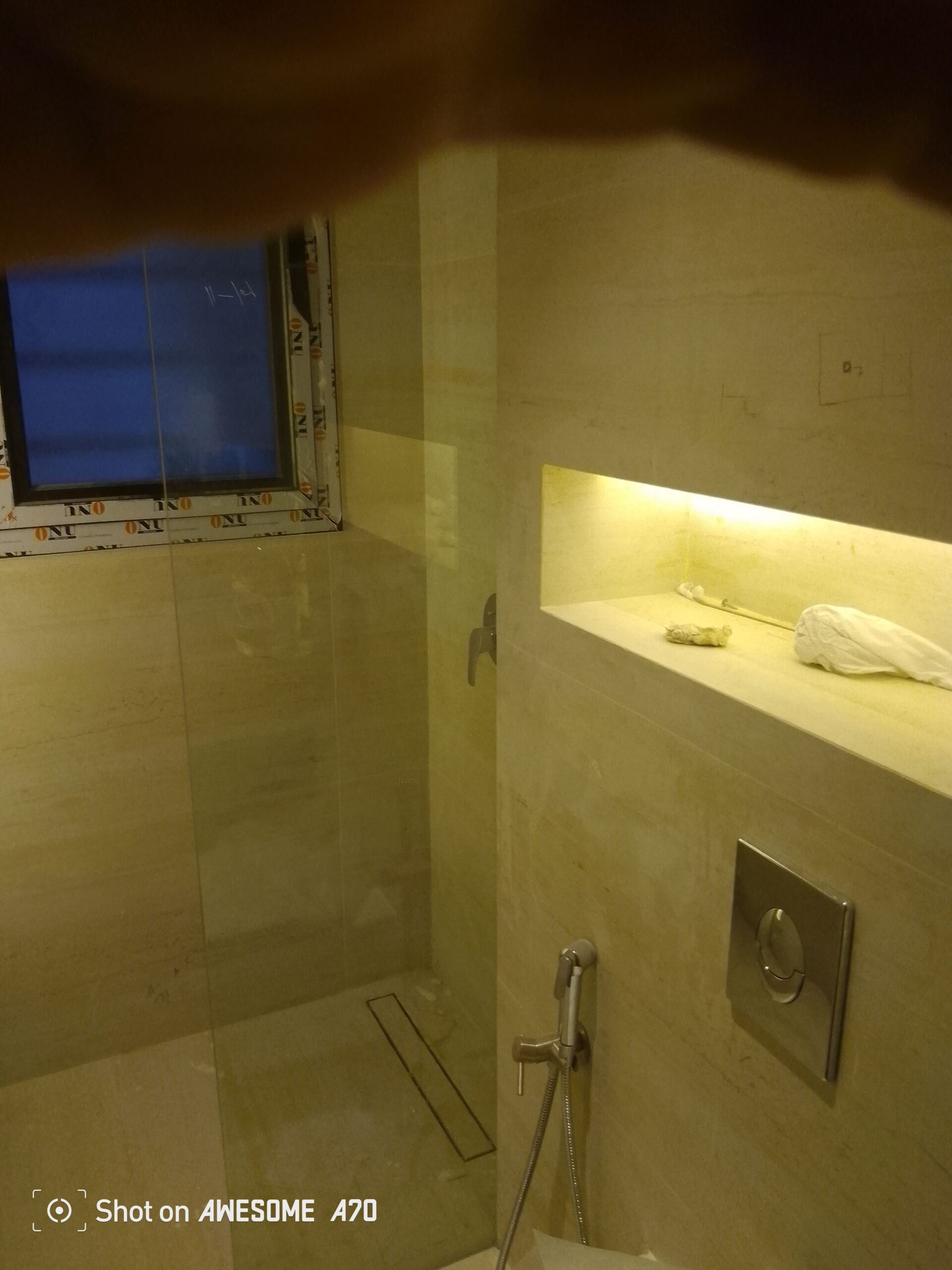 لبن والمناطق المجاورة لها