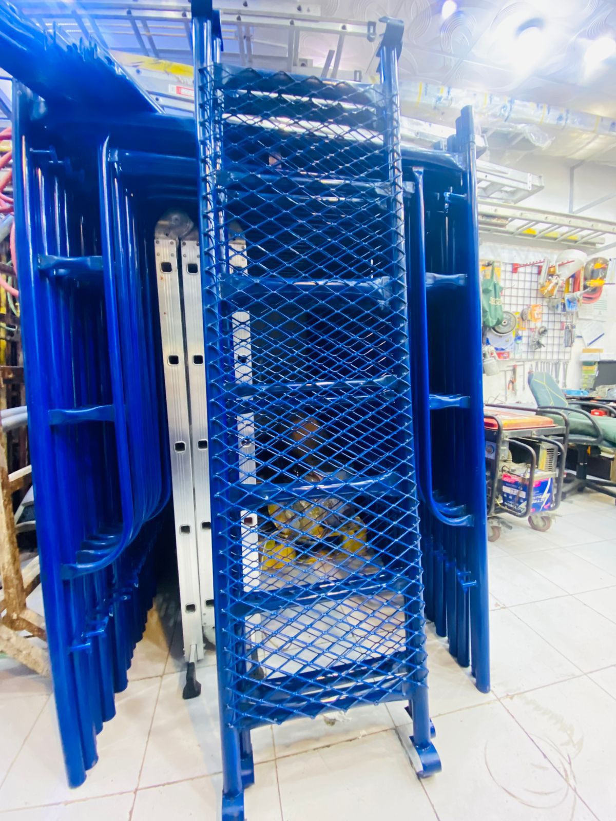 سقالات للبيع