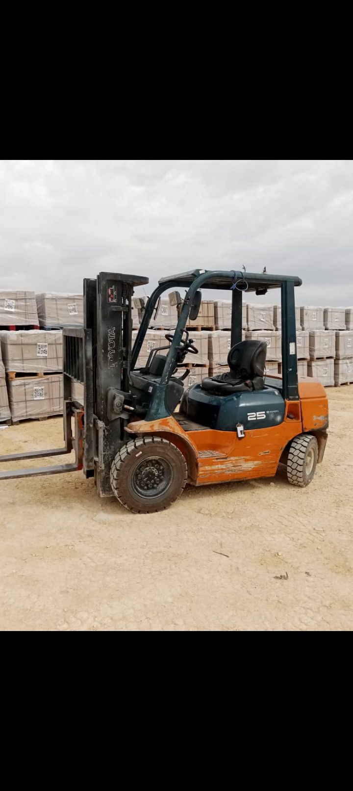 فركليف رافعه شوكيه لتاجير اليومي وشهري 3 طن 7 طن 1