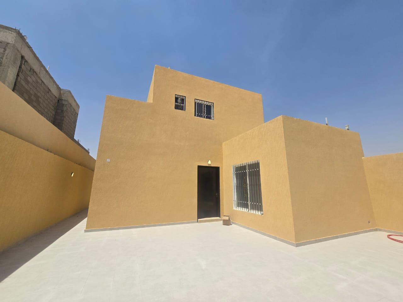 مقاول ترميمات