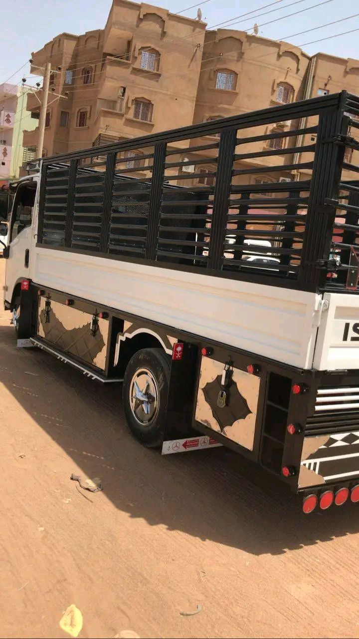 دينا للايجار بالمشوار من جدة لي المدينة المنورة