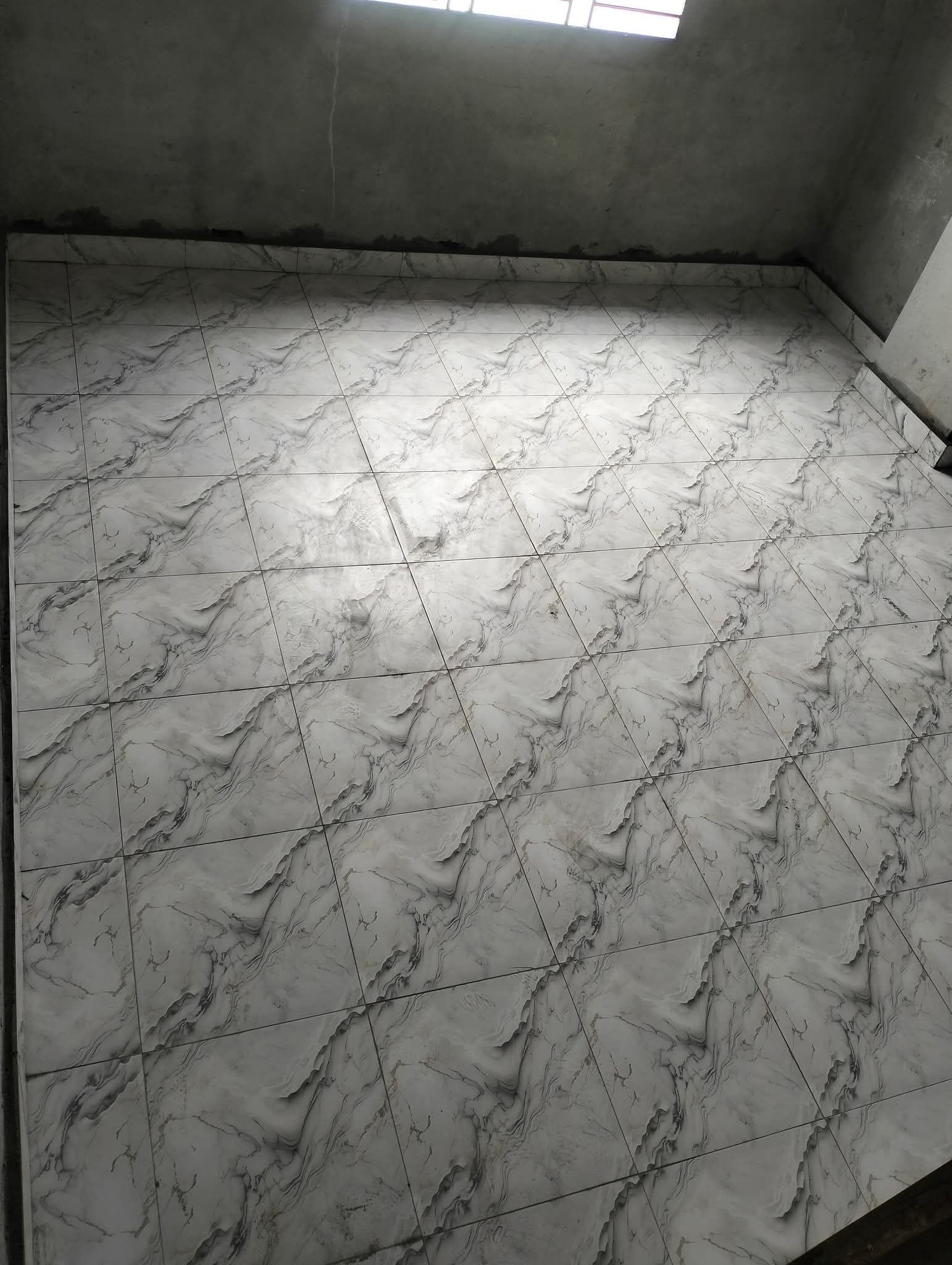 معلم بلاط السيرميك البرسلان روخام بناء تليس داخل ا