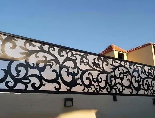 حداد مظلات وسواتر الرياض