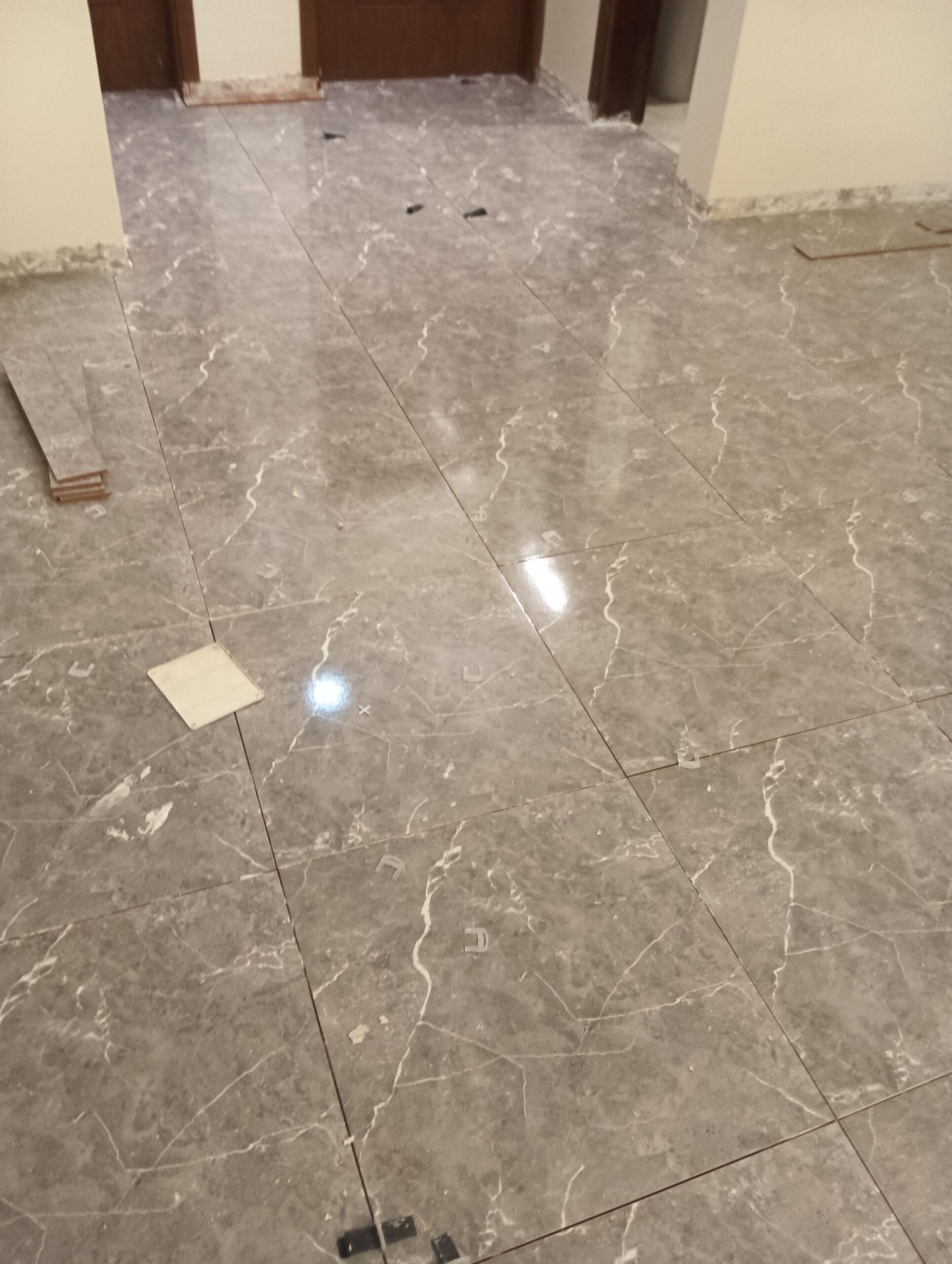 معلم بلط سراميك روخام جدار كيشني تربيب وزاره