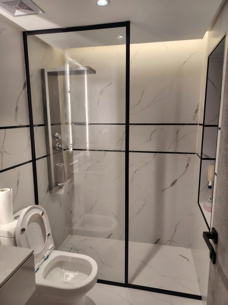 زجاج سكريت ومرايات الشرقية السعودية 0565027566