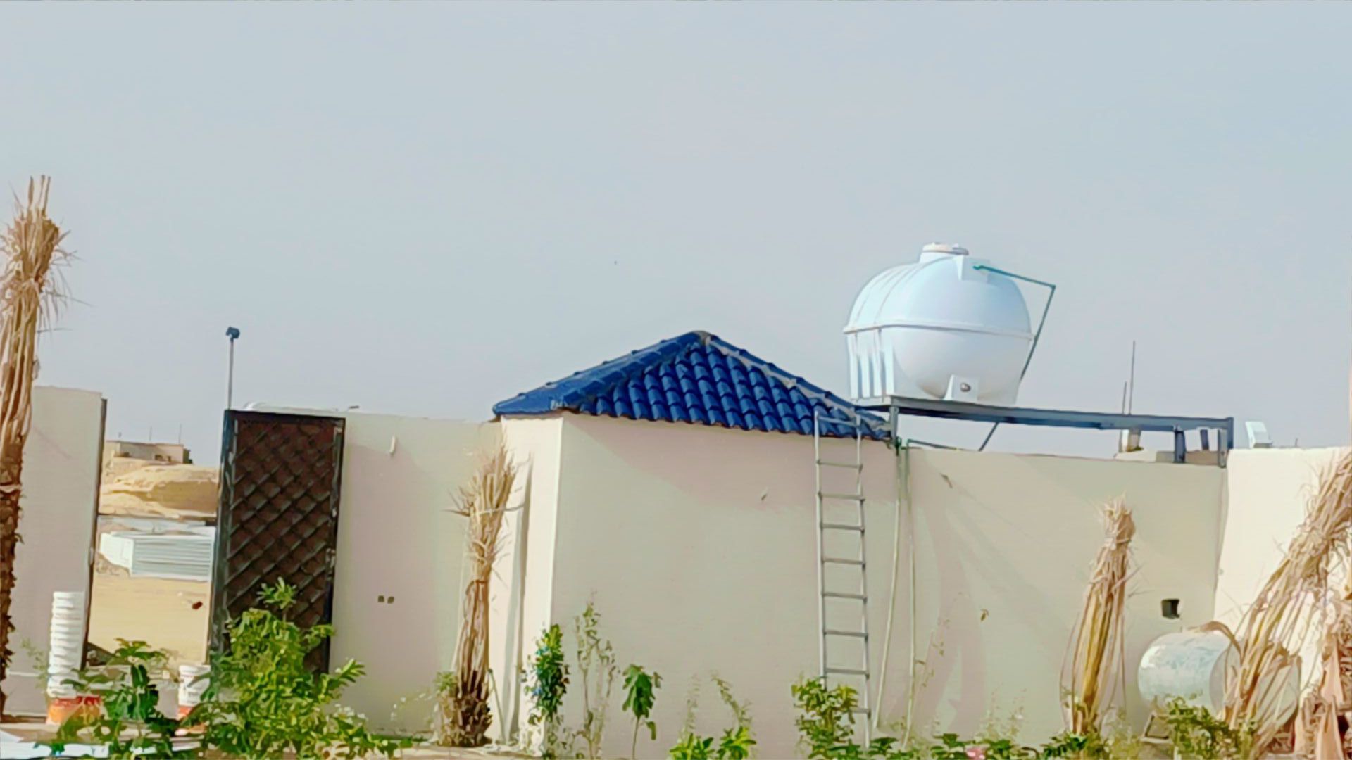 معلم قراميد والحديد جميع انواع قراميد والحديد