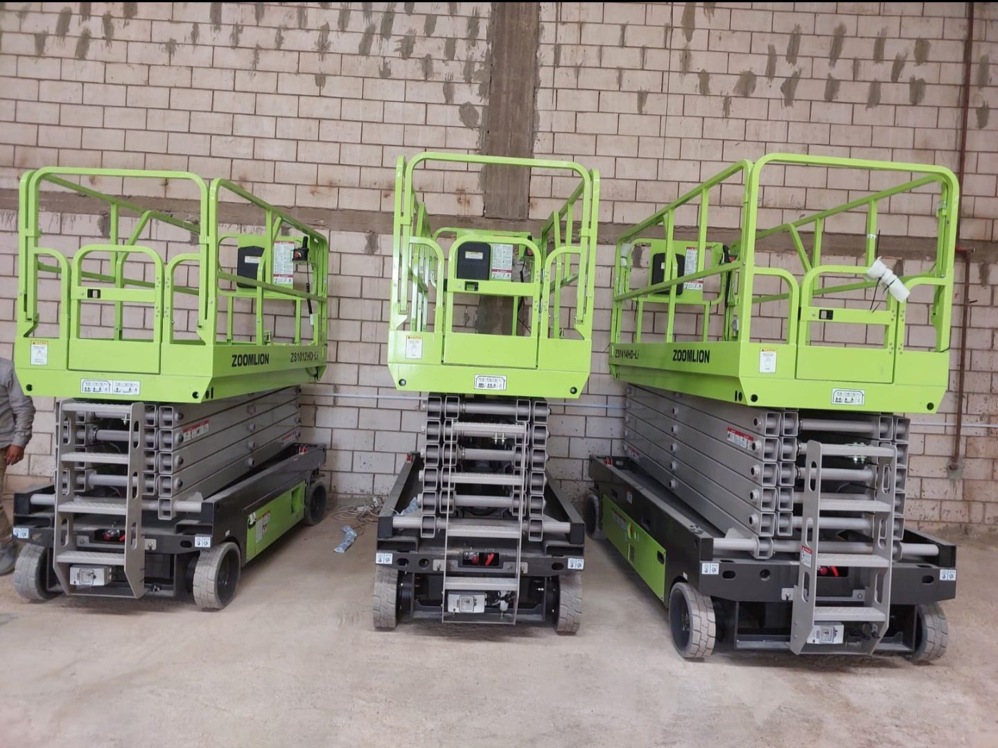 سيزرلفت ومانلفت للايجار شهري