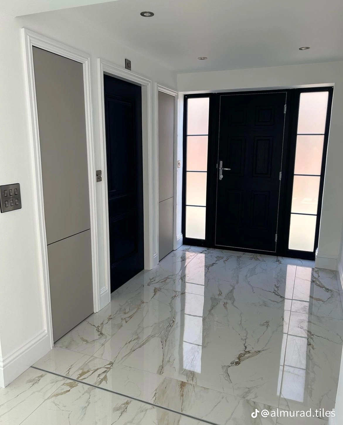 الخرج جلي بلاط