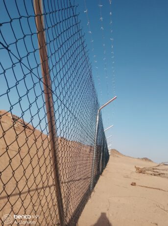تركيب شبوك مزارع والسترحات وملاعب الكرة في جميع أن