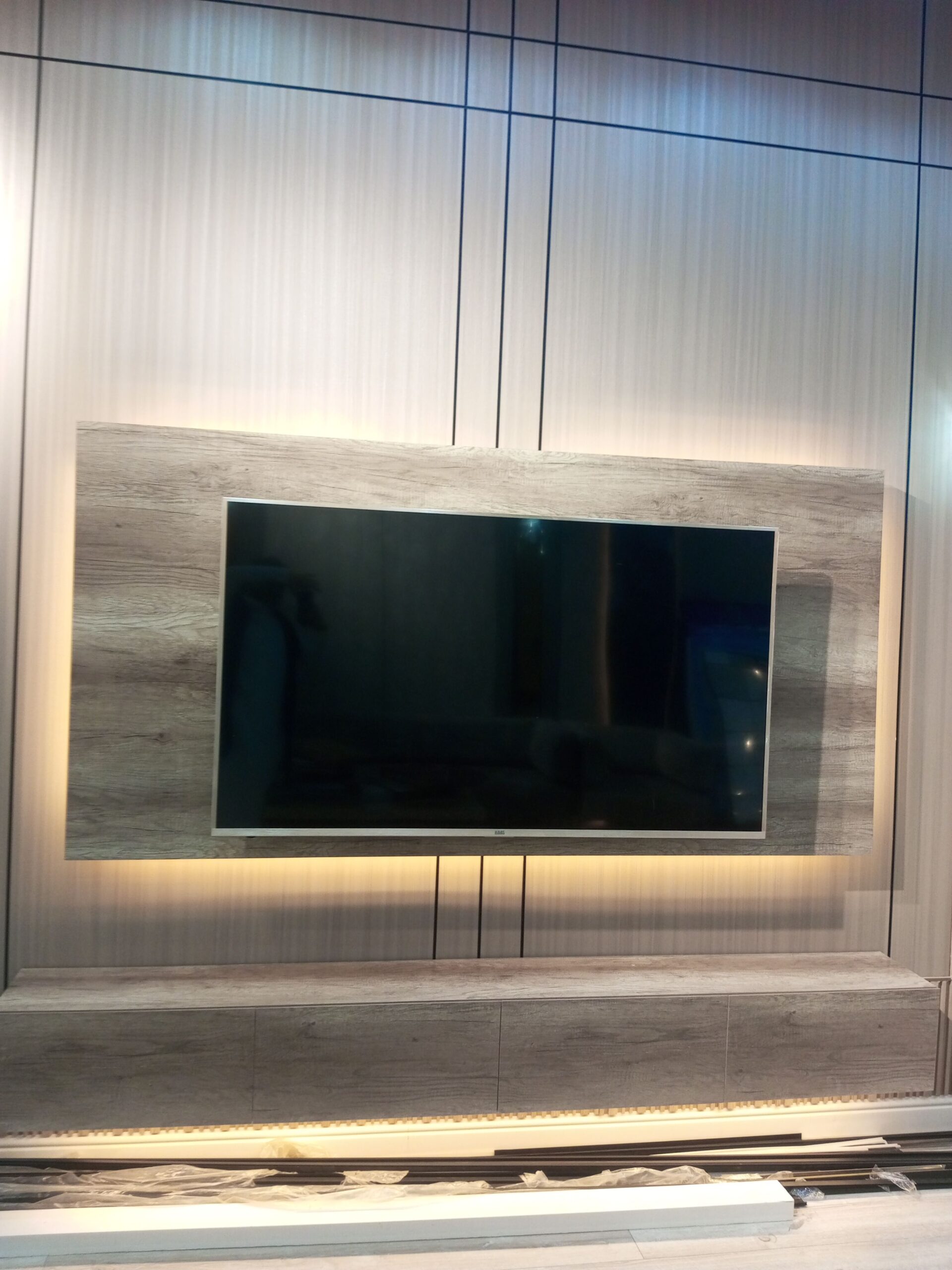 معلم دهانات ديكورات جده