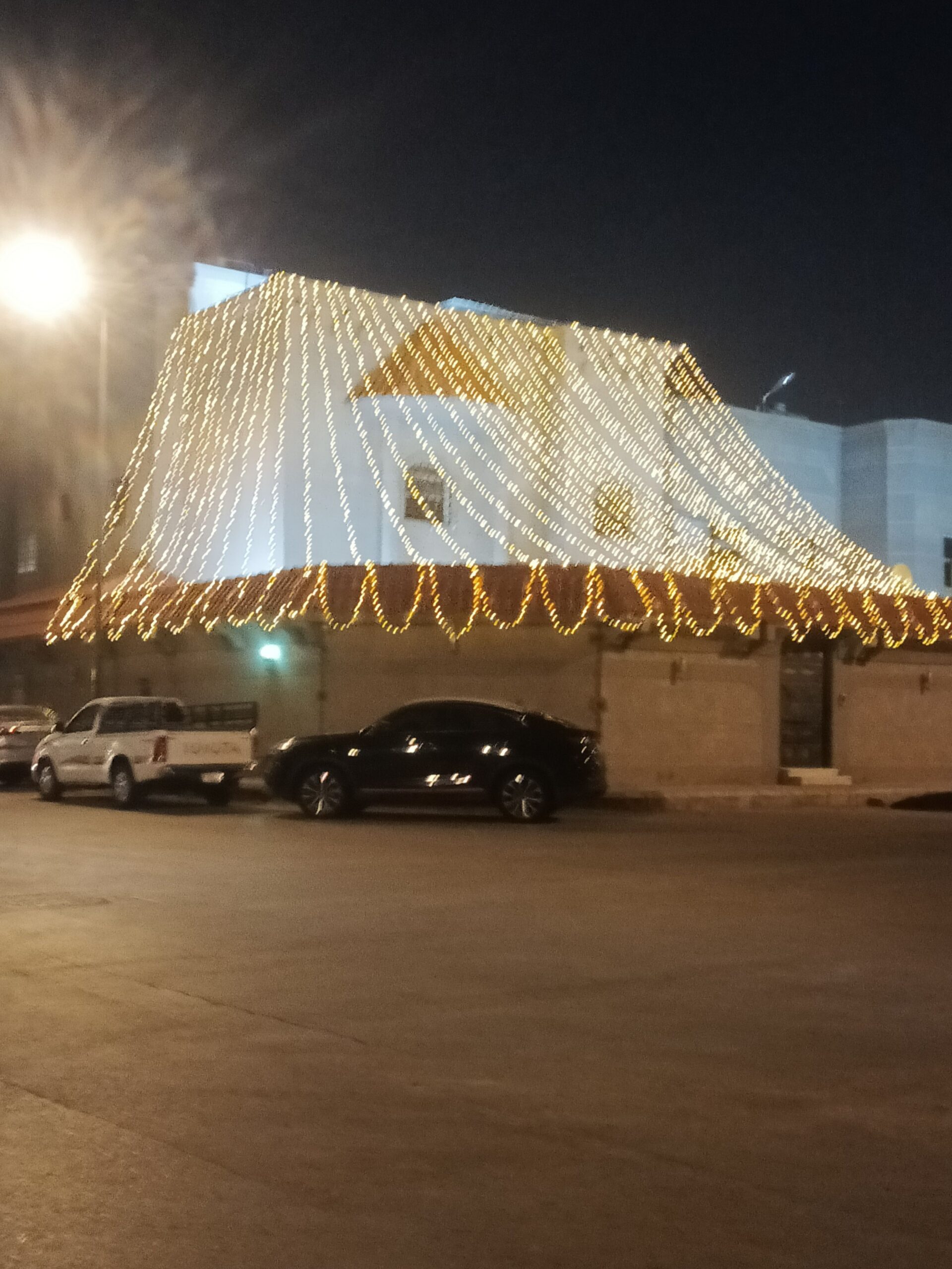 عقود زينه وشبكه كويتي اناره ليد