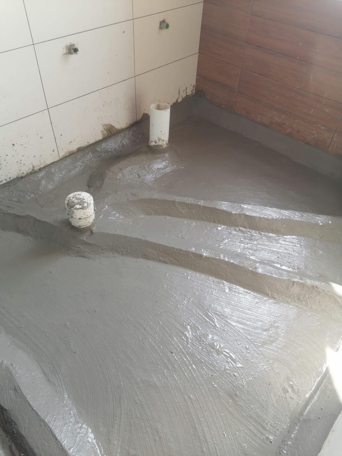 فني عوازل بجميع انواعها