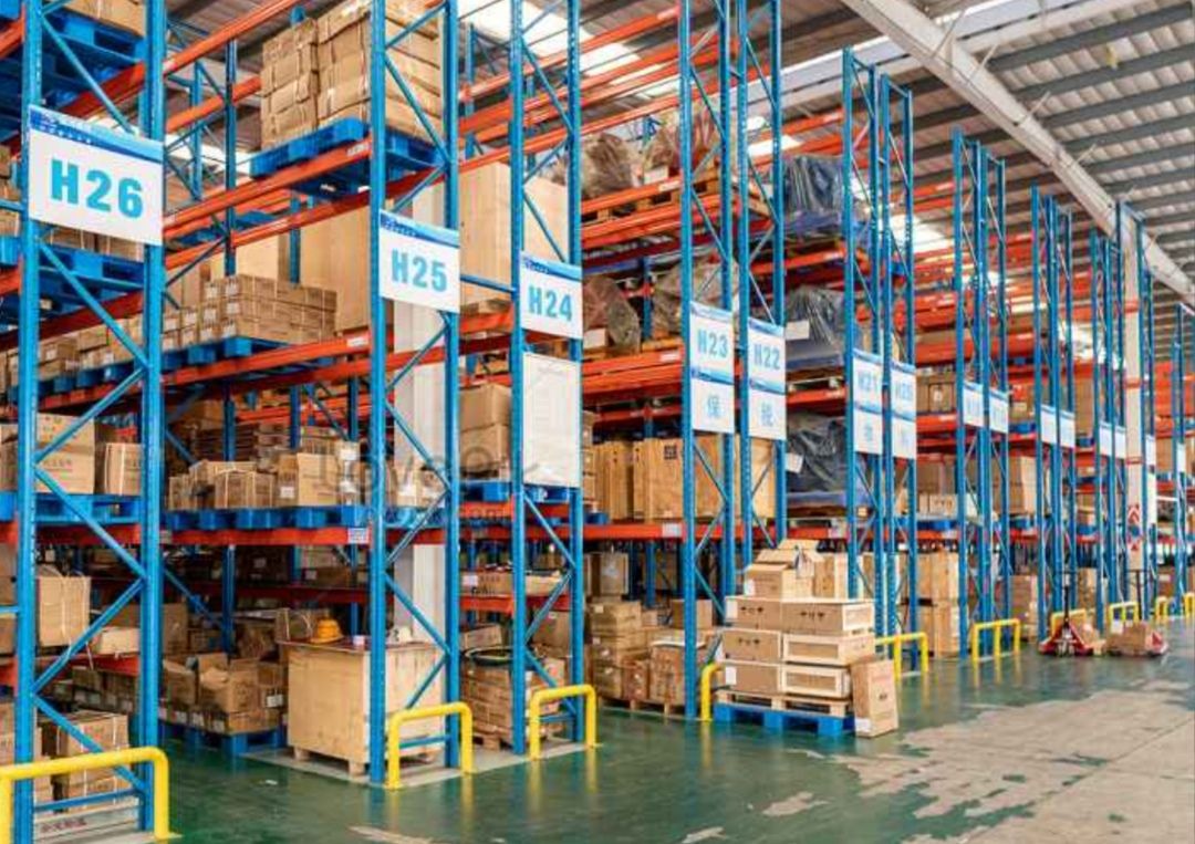 رفوف تخزين مستودعات