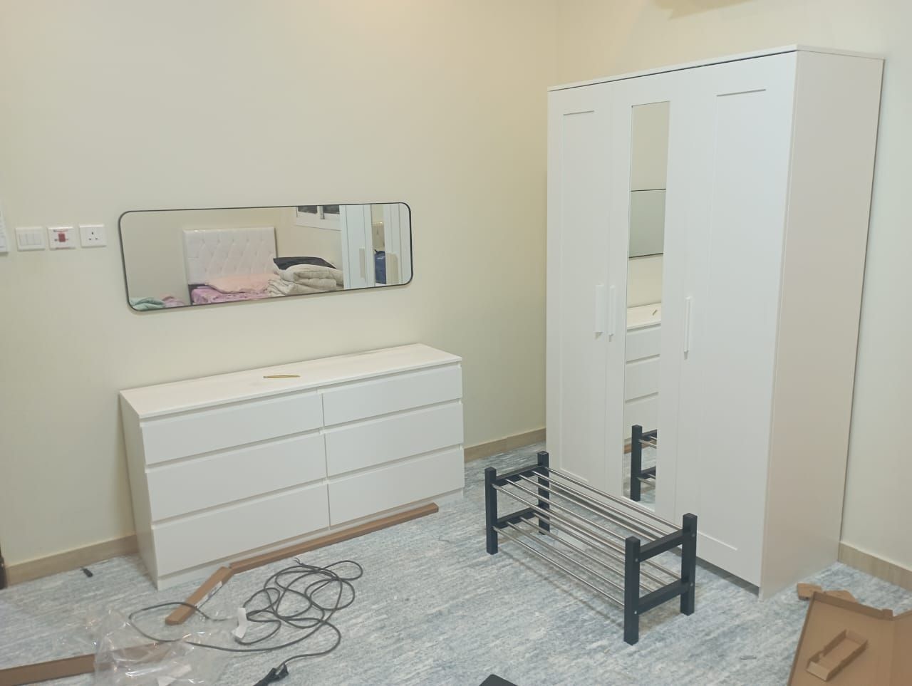 نجار تركيب اثاث ايكيا بالكرتون معلم متنقل بالمدينة