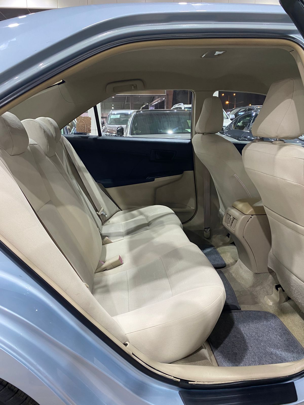 سياره كامري للبيع