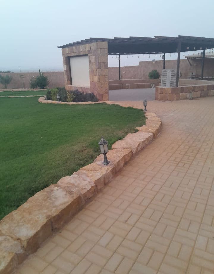 مقاول حجر طبيعي