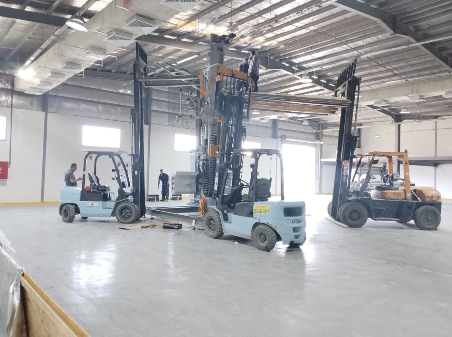 سيزرلفت ومانلفت للايجار شهري