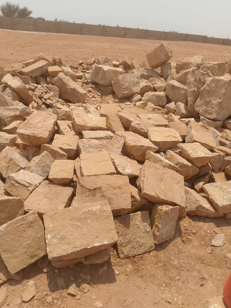 مقاول حجر طبيعي