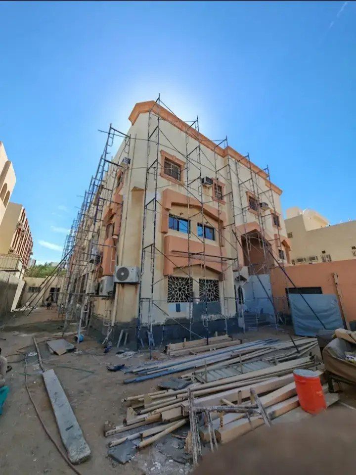 مقاول بناءملحق