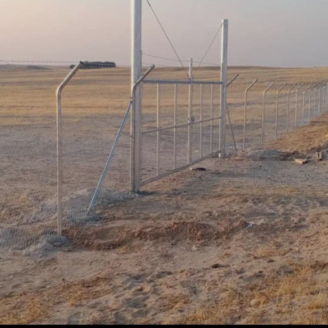 نقوم بتورد وتركيب جميع النواع الشبوك