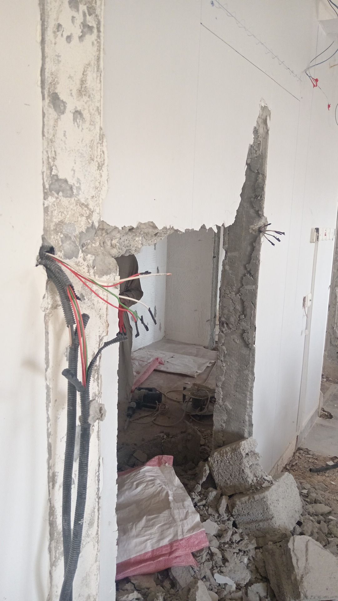 مبلط تکسیروترمیم