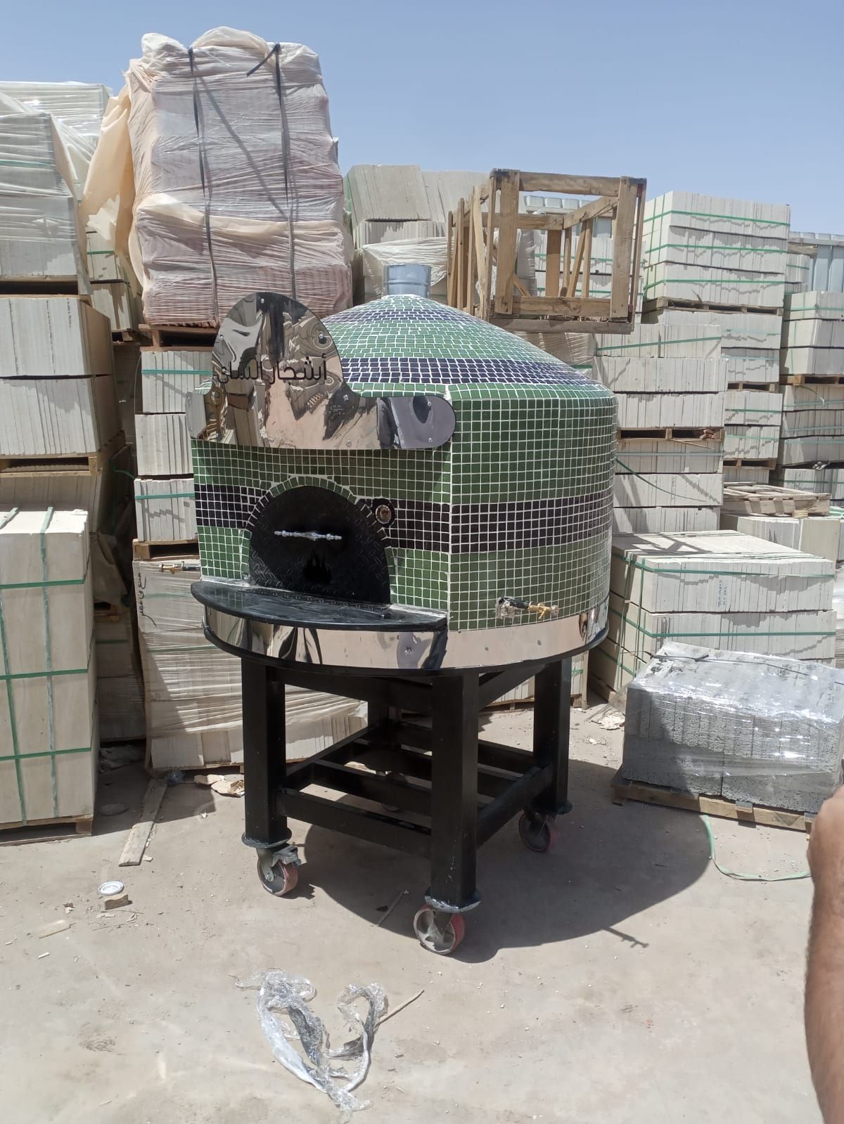 افران بيتزا نابولي