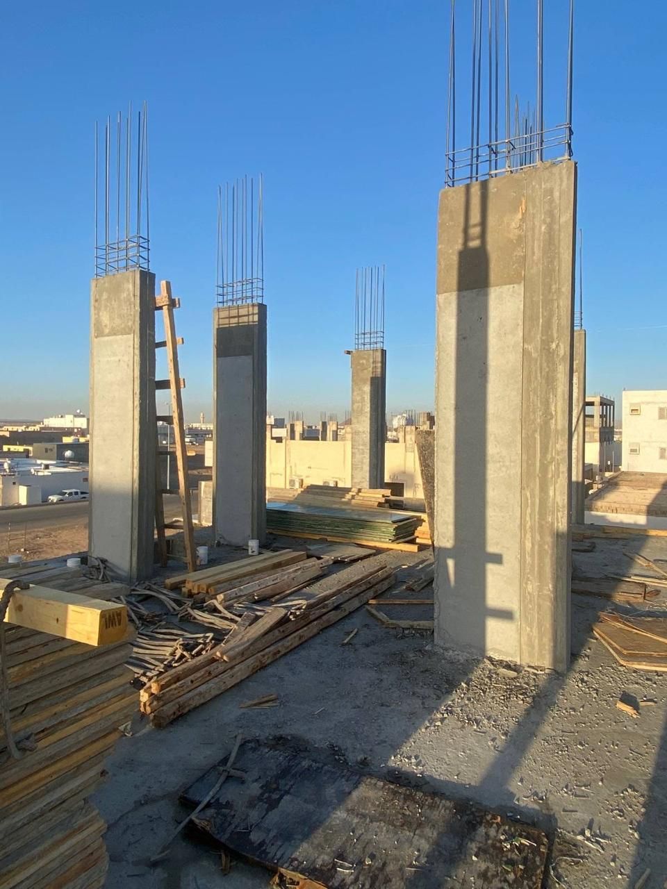 مقاول مباني عامة عظم اسود وعلى المفتاح داخل الرياض