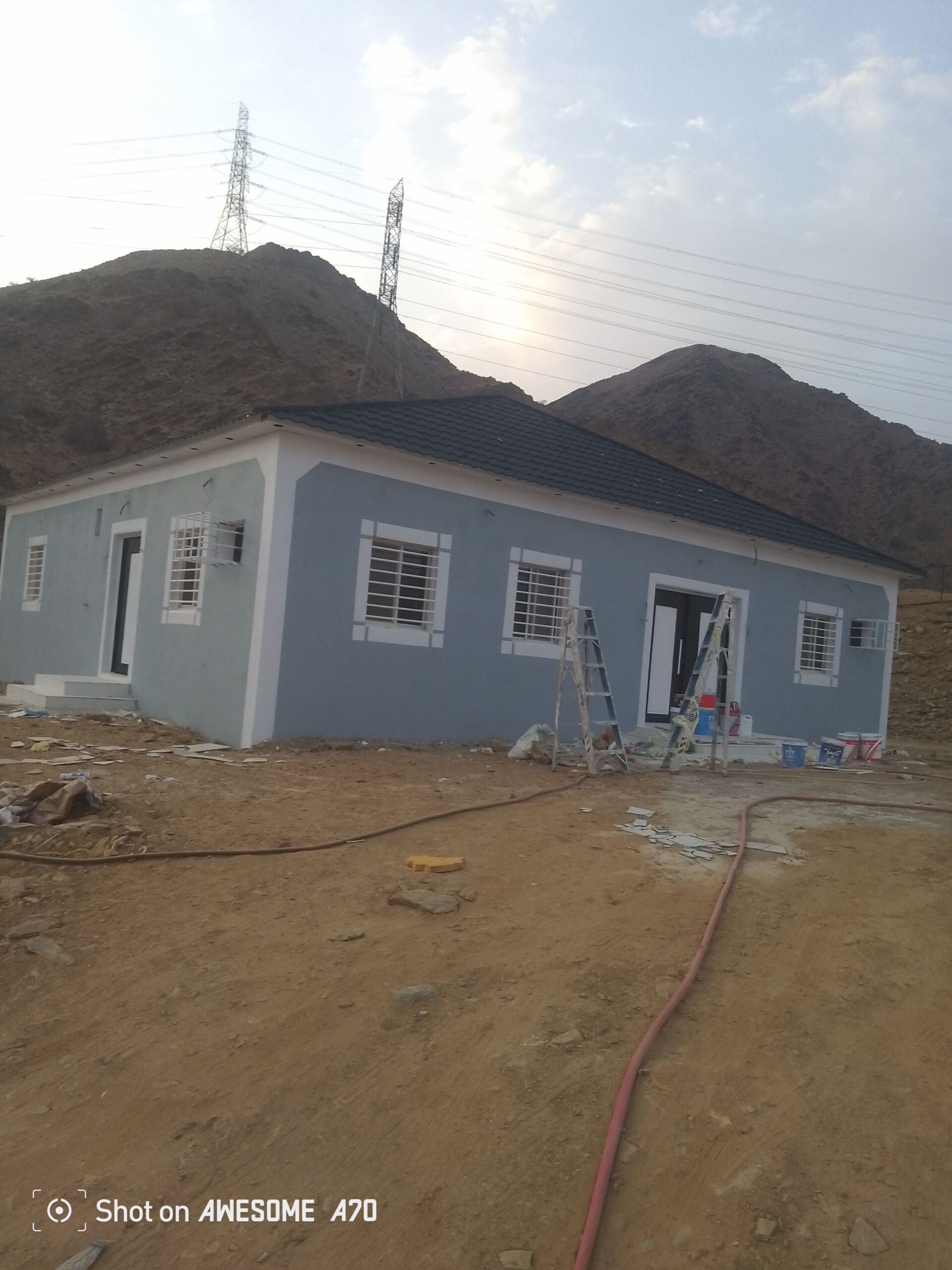 معلم ديكورات ودهانات محايل عسير وضواحيها للتواصل 0