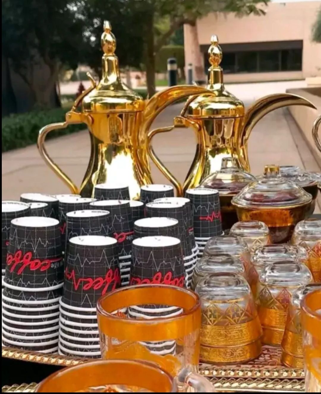 قهوجي وصبابين