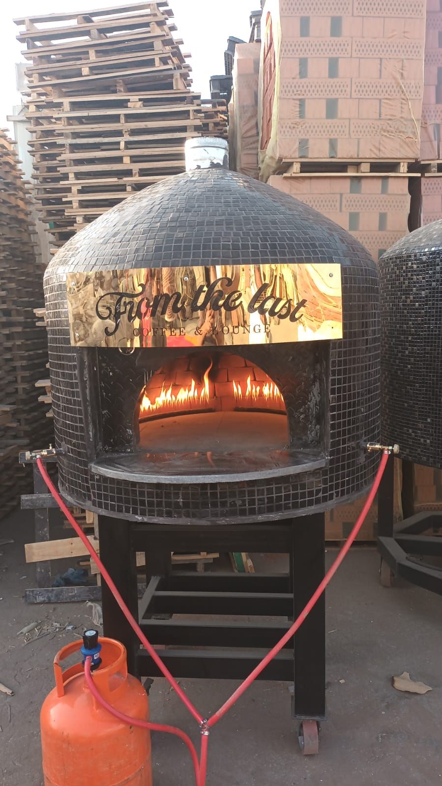 مصنع لافران البيتزا للمطاعم والكافيهات