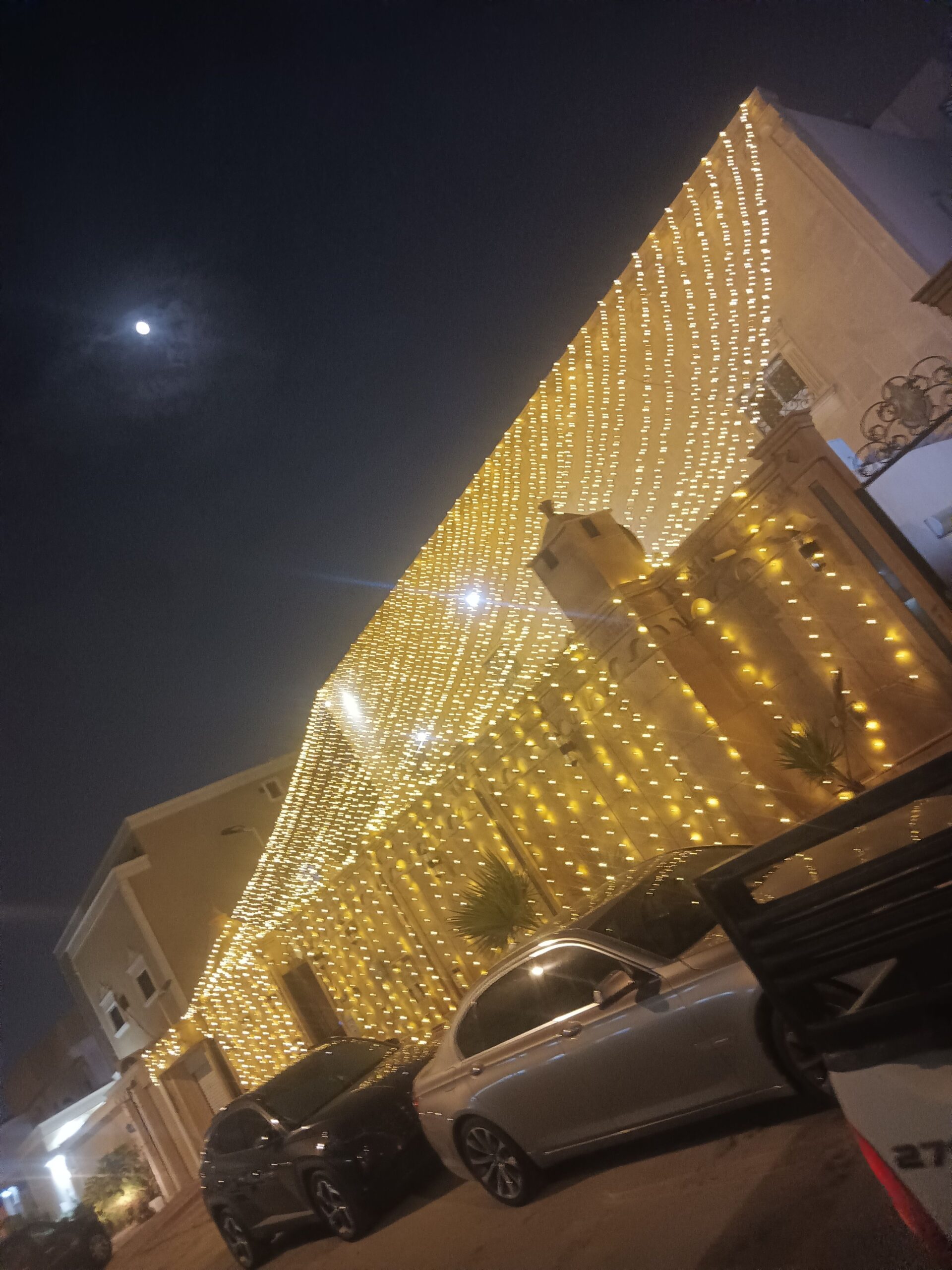 عقود زينه وشبكه كويتي اناره ليد