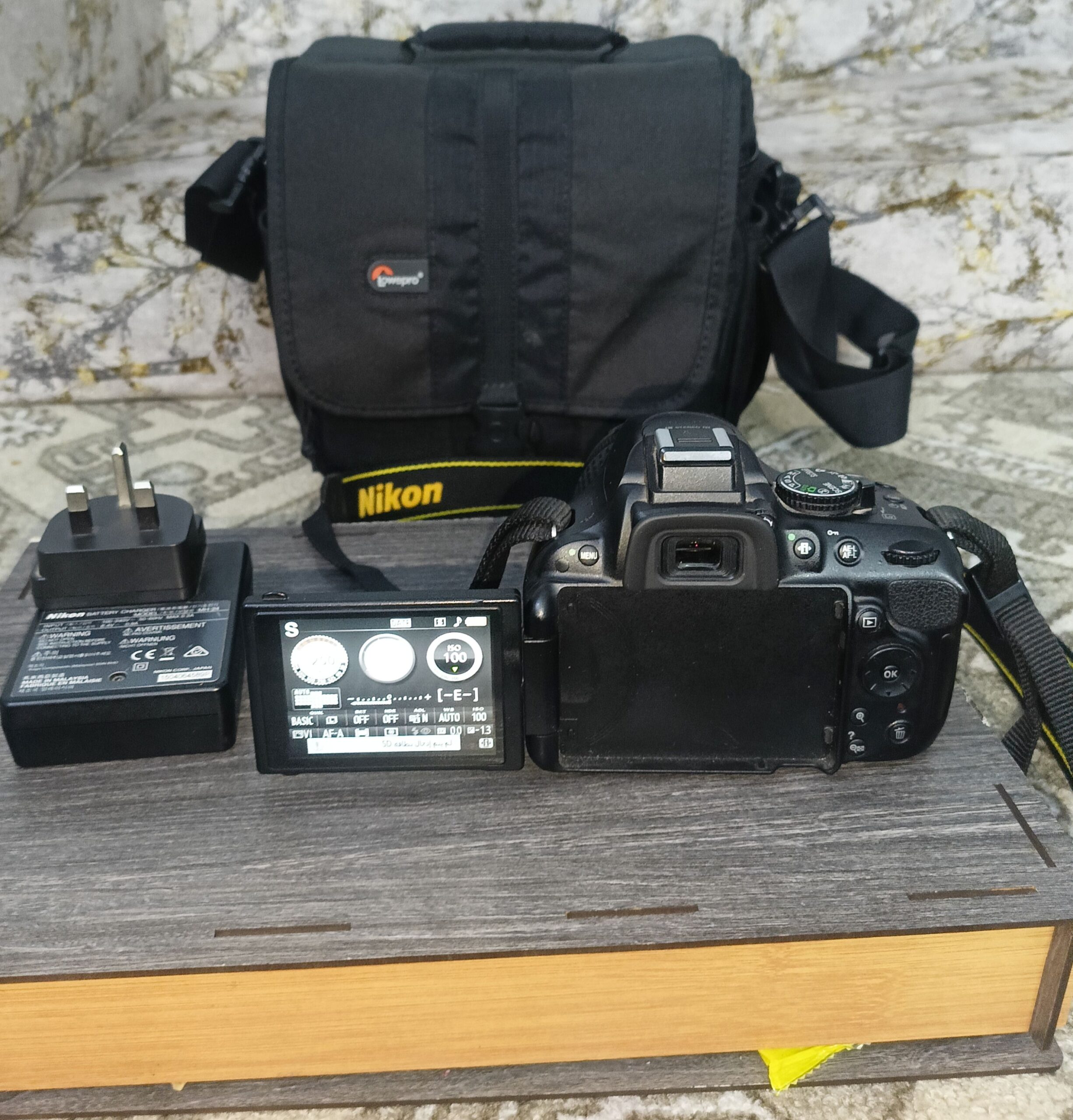 كاميرا نيكون d5200