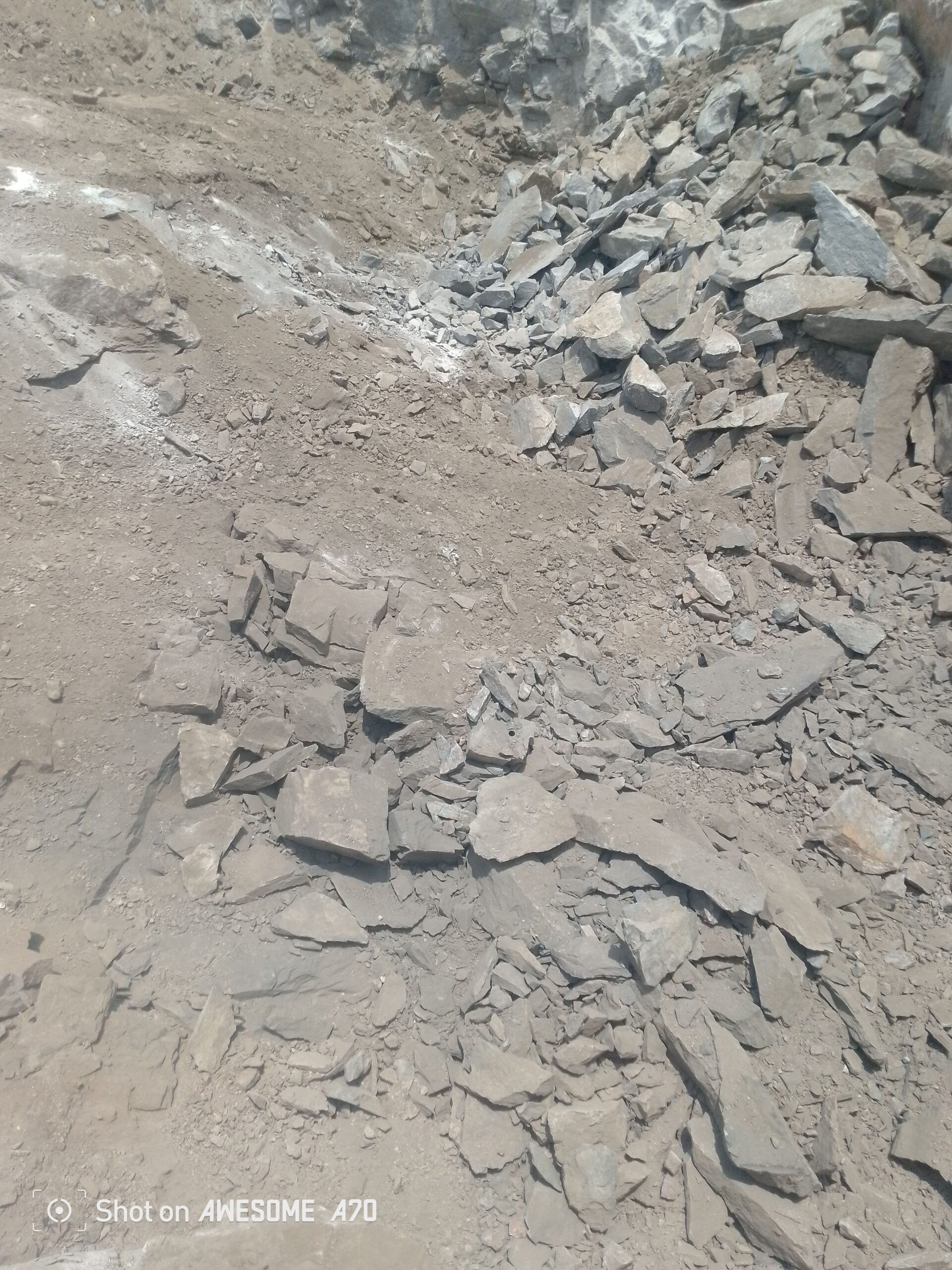 تخريم وتكسير الجبال