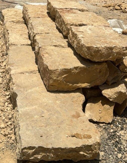 مقاول بنيان حجر طبيعي وتركيب شبوك