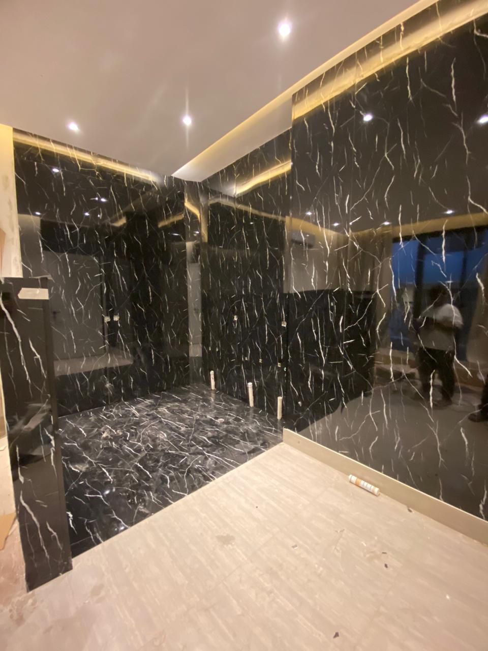 الرياض معلم ديكورات بويات ورق جدران