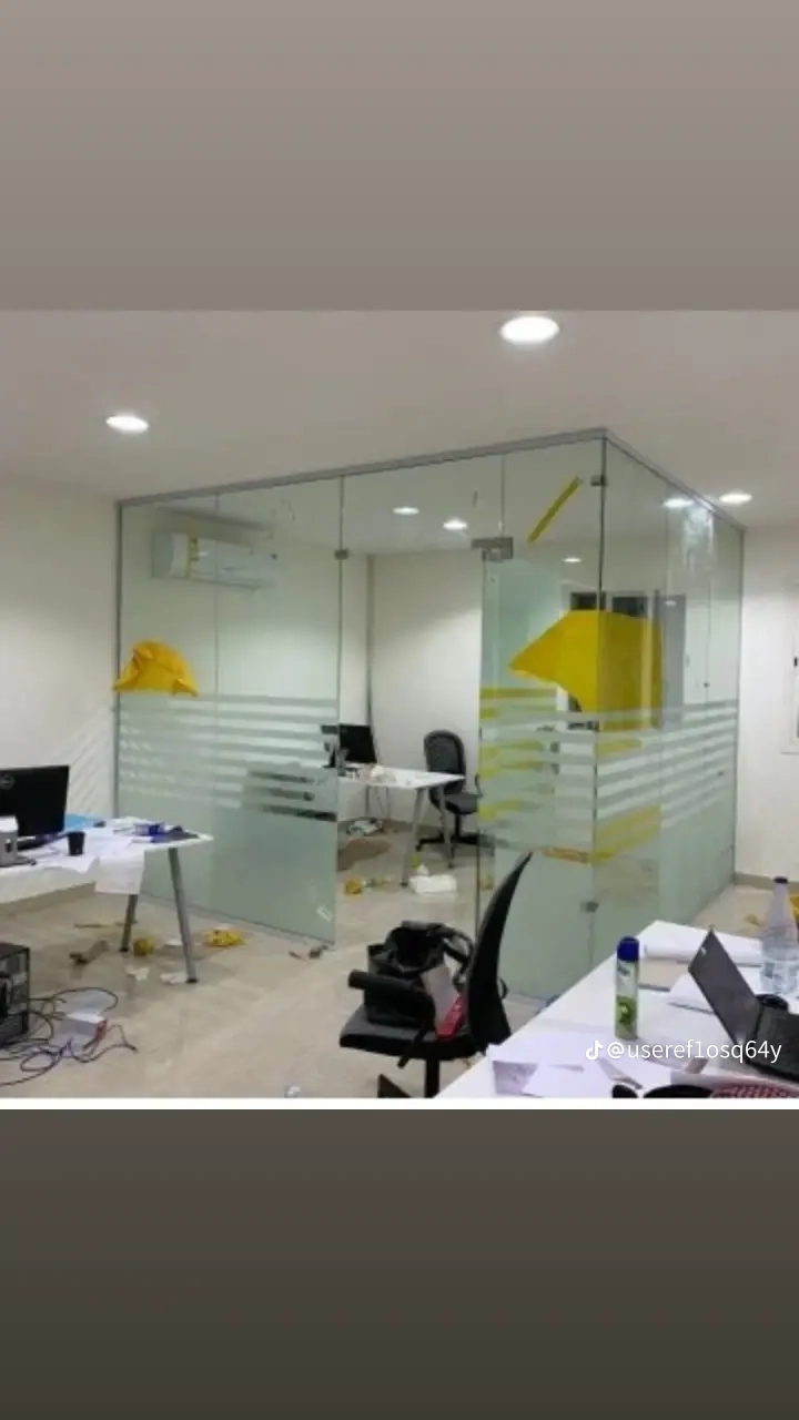 زجاج سكريت صبياء