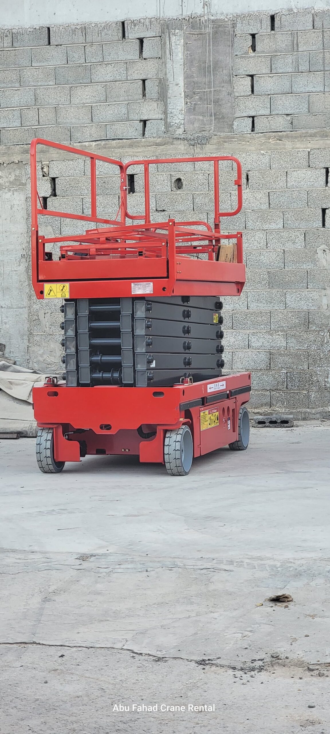 سيزرلفت للايجار مانلفت للايجار رافعة عمال للايجار