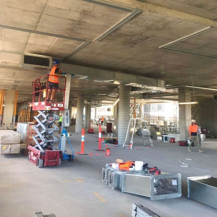 Scissor lift manlift rental Forklift rental 055955