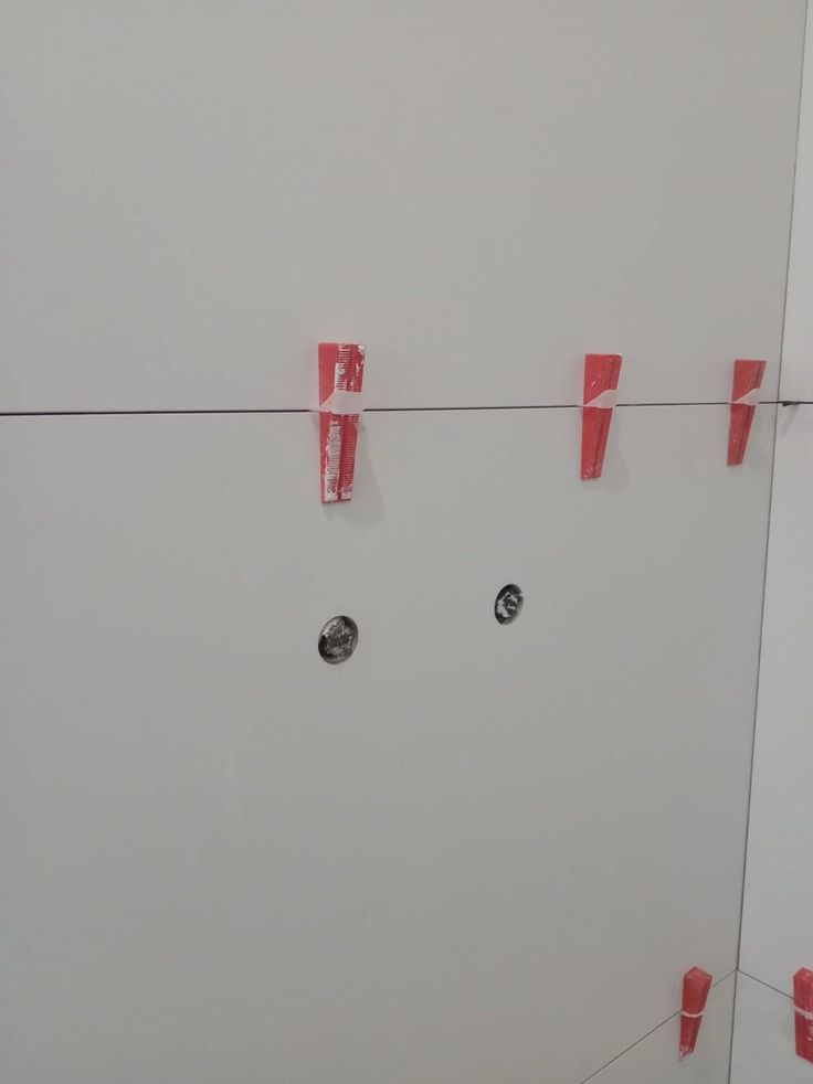 مقاول بلاط وديكور