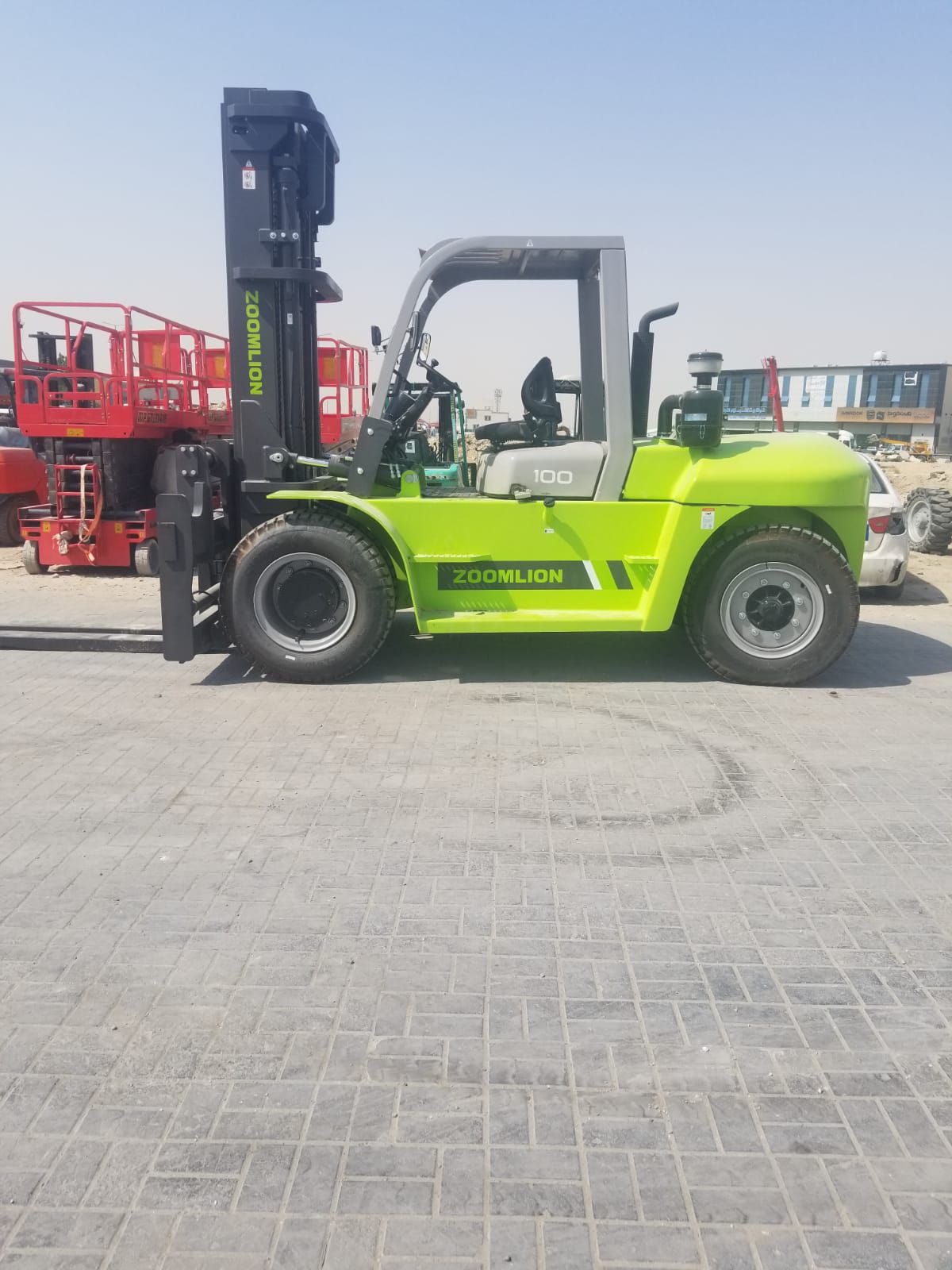 للإيجار الرافعات الشوكيه بجميع أنواعها