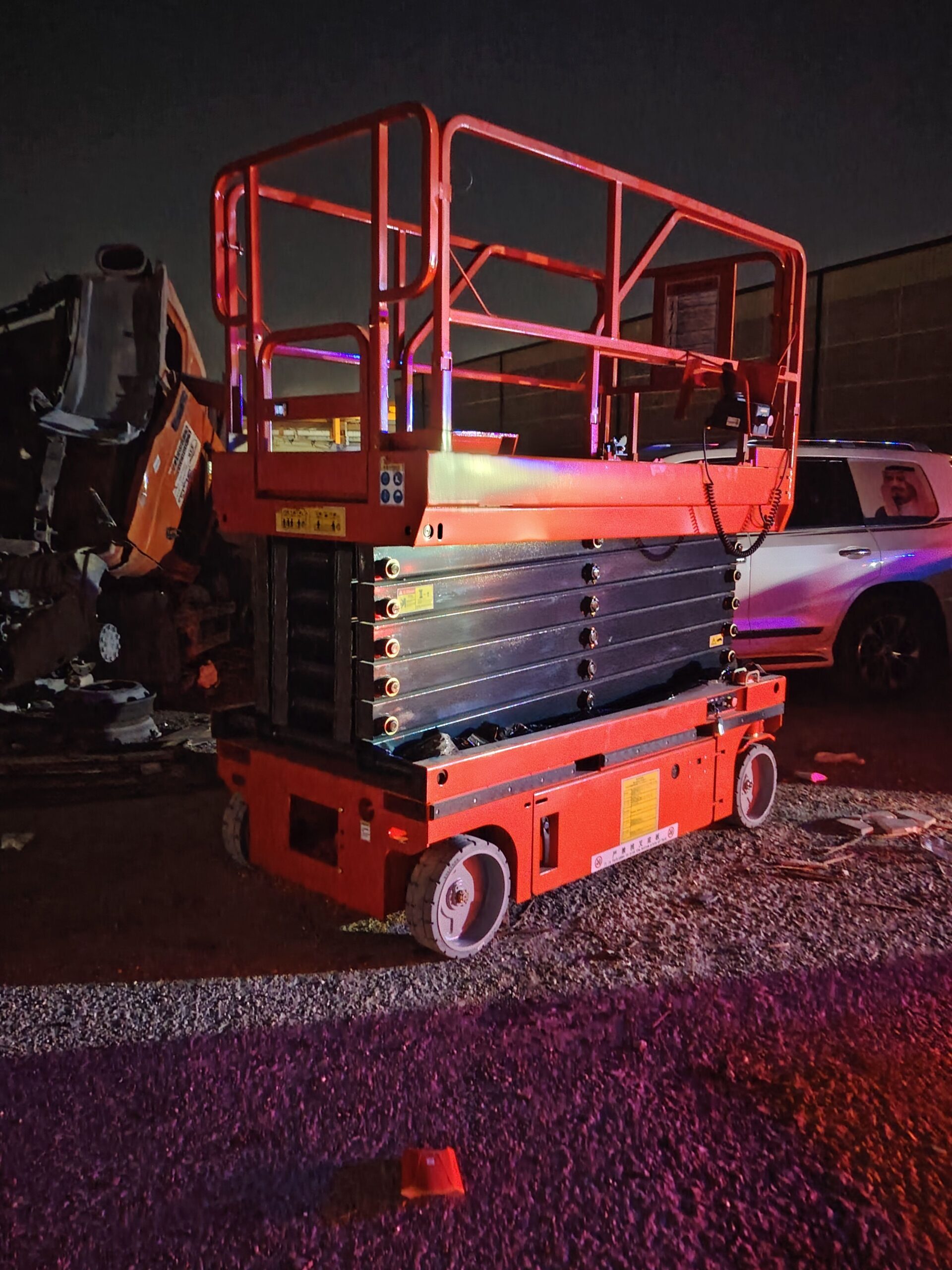 سيزرلفت للايجار مانلفت للايجار رافعة عمال للايجار